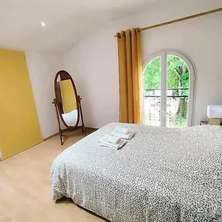 Maison Charmante Avec Jardin Hébergement de vacances